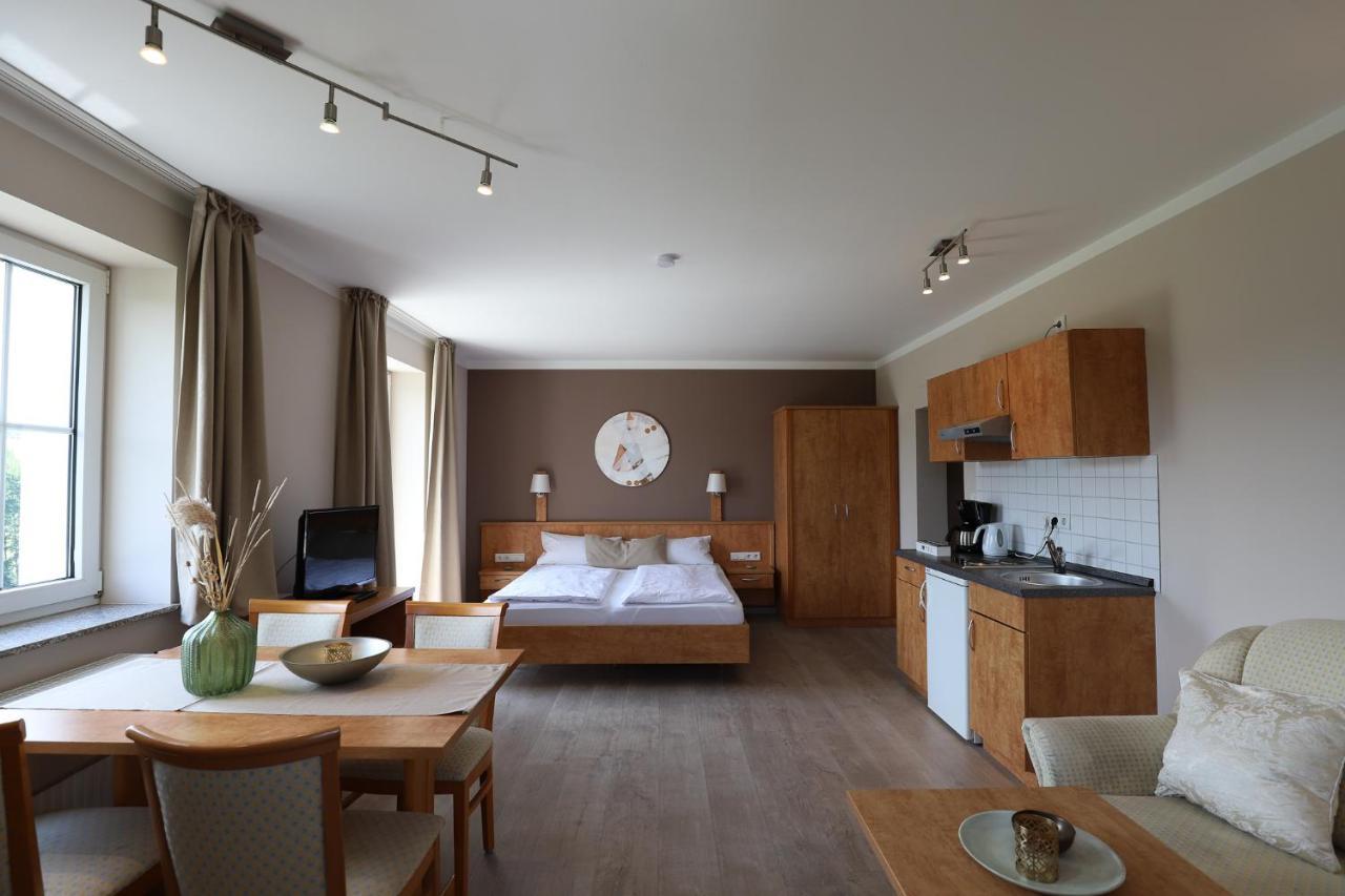 Hofgut Langenborn Wohnen Auf Zeit Moeblierte Aschaffenburg Alzenau Frankfurt 3*
